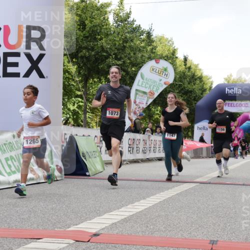 06.09.2026 - CURREX Alsterlauf Yannick Fuchs http://msf.ph/oto/10174812 06.09.2026 12:01:30 Ziel 1073, 1147, 1155, 1156, 1243, 1265 meine-sportfotos.de