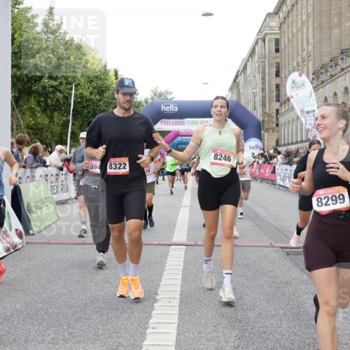 06.09.2026 - CURREX Alsterlauf Yannick Fuchs http://msf.ph/oto/10174867 06.09.2026 09:54:08 Ziel 2347, 2359, 2530, 3231, 3391, 3483, 3556, 3701, 3852, 3944, 4053, 4054, 4564, 4801, 4803, 4925, 4965, 5103, 5120, 5182, 5354, 5528, 5684, 5696, 5900, 5940, 6016, 6184, 6234, 8246, 8299, 8322 meine-sportfotos.de