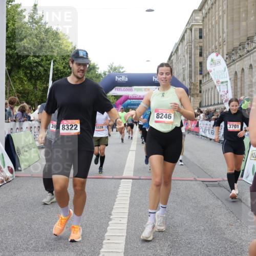 06.09.2026 - CURREX Alsterlauf Yannick Fuchs http://msf.ph/oto/10174898 06.09.2026 09:54:08 Ziel 2347, 2359, 2530, 3231, 3391, 3483, 3556, 3701, 3852, 3944, 4053, 4054, 4564, 4801, 4803, 4925, 4965, 5103, 5120, 5182, 5354, 5528, 5684, 5696, 5900, 5940, 6016, 6184, 6234, 8246, 8299, 8322 meine-sportfotos.de