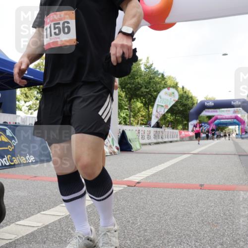06.09.2026 - CURREX Alsterlauf Yannick Fuchs http://msf.ph/oto/10175090 06.09.2026 12:01:34 Ziel 1073, 1147, 1155, 1156, 1233, 1265 meine-sportfotos.de