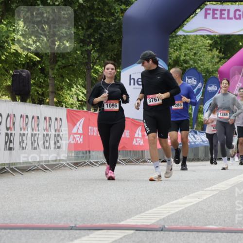 06.09.2026 - CURREX Alsterlauf Yannick Fuchs http://msf.ph/oto/10175325 06.09.2026 12:01:42 Ziel 1233 meine-sportfotos.de