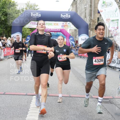 06.09.2026 - CURREX Alsterlauf Yannick Fuchs http://msf.ph/oto/10175338 06.09.2026 09:54:20 Ziel 2405, 2415, 2530, 3391, 3393, 3591, 3770, 4182, 4308, 4309, 4316, 4326, 5120, 5182, 5353, 5579, 5900, 5934, 6194, 6287, 6442, 6469, 8179 meine-sportfotos.de