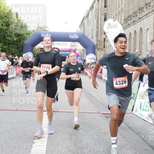 06.09.2026 - CURREX Alsterlauf Yannick Fuchs http://msf.ph/oto/10175372 06.09.2026 09:54:20 Ziel 2405, 2415, 2530, 3391, 3393, 3591, 3770, 4182, 4308, 4309, 4316, 4326, 5120, 5182, 5353, 5579, 5900, 5934, 6194, 6287, 6442, 6469, 8179 meine-sportfotos.de