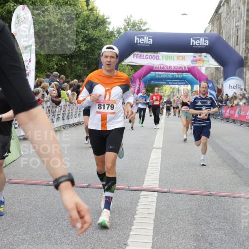 06.09.2026 - CURREX Alsterlauf Yannick Fuchs http://msf.ph/oto/10175540 06.09.2026 09:54:23 Ziel 2415, 3393, 3591, 3770, 4007, 4108, 4182, 4308, 4309, 4316, 4326, 4661, 5579, 5934, 6163, 6194, 6442, 6469, 8179 meine-sportfotos.de