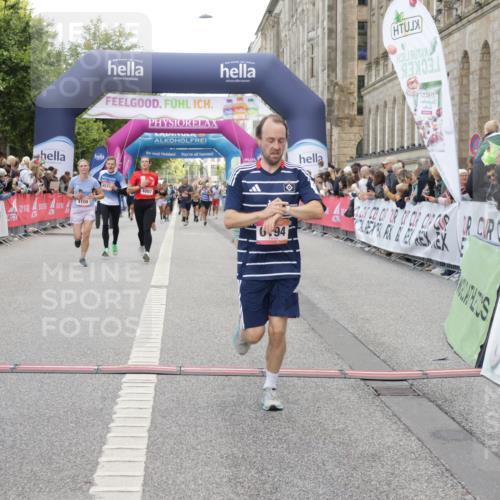 06.09.2026 - CURREX Alsterlauf Yannick Fuchs http://msf.ph/oto/10175641 06.09.2026 09:54:24 Ziel 3393, 3591, 3770, 4007, 4108, 4182, 4316, 4326, 4574, 4661, 5579, 5934, 6051, 6163, 6194, 6442, 6469, 8179 meine-sportfotos.de
