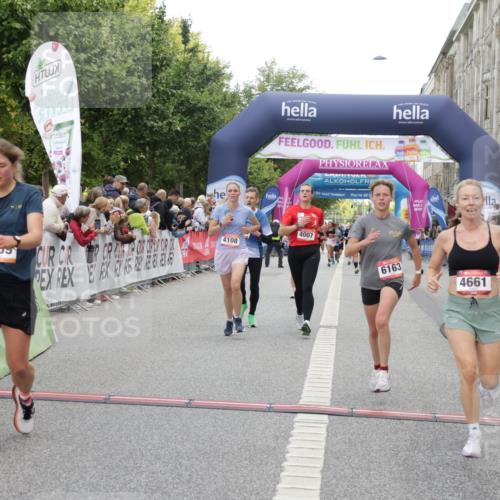 06.09.2026 - CURREX Alsterlauf Yannick Fuchs http://msf.ph/oto/10175741 06.09.2026 09:54:26 Ziel 3393, 3591, 3770, 4007, 4108, 4316, 4326, 4574, 4661, 5579, 5934, 6051, 6163, 6175, 6194, 6442, 6469, 8179 meine-sportfotos.de
