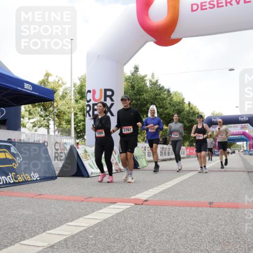06.09.2026 - CURREX Alsterlauf Yannick Fuchs http://msf.ph/oto/10175778 06.09.2026 12:01:49 Ziel 1095, 1284, 1285, 1286, 1288, 8042 meine-sportfotos.de