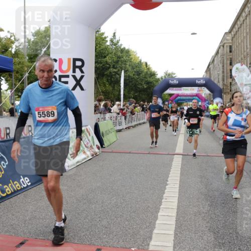06.09.2026 - CURREX Alsterlauf Yannick Fuchs http://msf.ph/oto/10176029 06.09.2026 09:54:36 Ziel 2162, 2179, 2477, 3233, 3410, 3478, 4574, 5116, 5250, 5447, 5589, 5654, 5700, 5701, 6011, 6051, 6175, 6329, 6331, 6437 meine-sportfotos.de