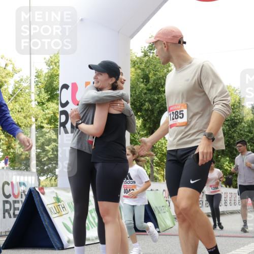 06.09.2026 - CURREX Alsterlauf Yannick Fuchs http://msf.ph/oto/10176061 06.09.2026 12:01:54 Ziel 1095, 1284, 1285, 1286, 1288, 1298, 1305, 8042 meine-sportfotos.de
