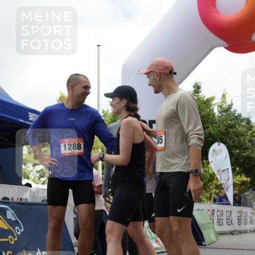 06.09.2026 - CURREX Alsterlauf Yannick Fuchs http://msf.ph/oto/10176120 06.09.2026 12:01:57 Ziel 1285, 1286, 1288, 1298, 1305, 1326, 8042 meine-sportfotos.de