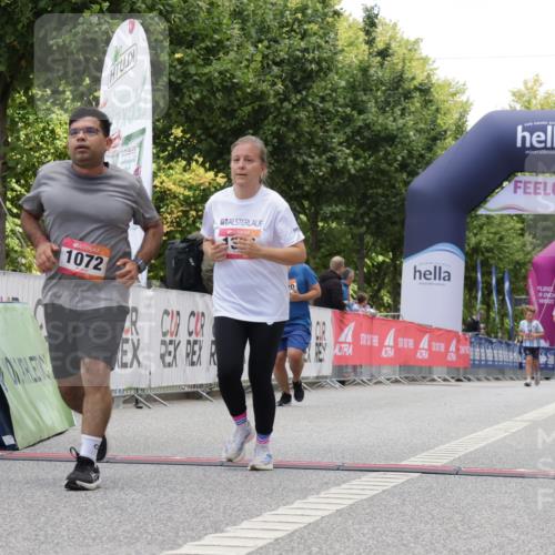 06.09.2026 - CURREX Alsterlauf Yannick Fuchs http://msf.ph/oto/10176643 06.09.2026 12:02:23 Ziel 1072, 1320, 1337 meine-sportfotos.de