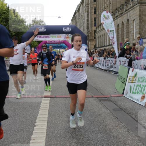 06.09.2026 - CURREX Alsterlauf Yannick Fuchs http://msf.ph/oto/10176710 06.09.2026 09:54:46 Ziel 2179, 2433, 2451, 2477, 2640, 3233, 3413, 3478, 3629, 4206, 4394, 4974, 5116, 5250, 5447, 5654, 5657, 5666, 5700, 5701, 6079, 6210, 6329, 6331 meine-sportfotos.de