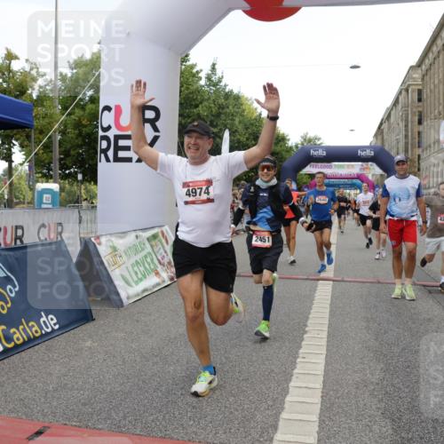06.09.2026 - CURREX Alsterlauf Yannick Fuchs http://msf.ph/oto/10176793 06.09.2026 09:54:48 Ziel 2395, 2433, 2451, 2587, 2640, 3233, 3251, 3413, 3629, 3991, 4206, 4394, 4974, 5165, 5657, 5666, 6079, 6210 meine-sportfotos.de