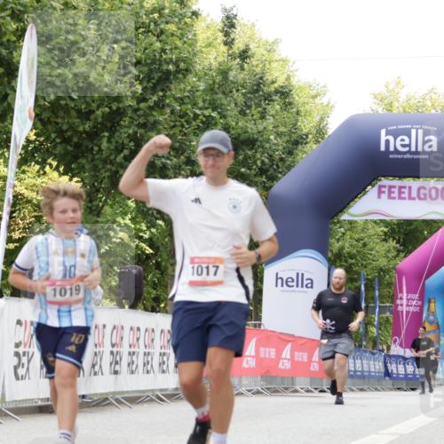 06.09.2026 - CURREX Alsterlauf Yannick Fuchs http://msf.ph/oto/10176896 06.09.2026 12:02:35 Ziel 1017, 1019 meine-sportfotos.de