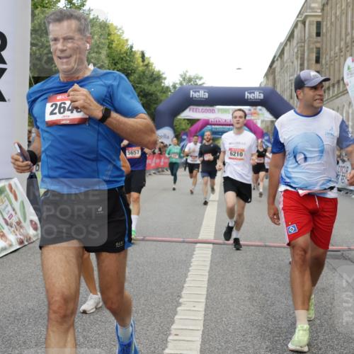 06.09.2026 - CURREX Alsterlauf Yannick Fuchs http://msf.ph/oto/10176941 06.09.2026 09:54:49 Ziel 2395, 2433, 2451, 2587, 2640, 3251, 3413, 3629, 3991, 4206, 4394, 4458, 4974, 5165, 5657, 5666, 6079, 6191, 6210 meine-sportfotos.de