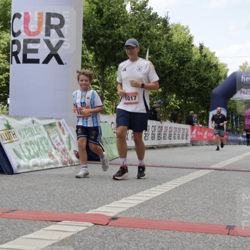 06.09.2026 - CURREX Alsterlauf Yannick Fuchs http://msf.ph/oto/10177046 06.09.2026 12:02:37 Ziel 1005, 1017, 1019, 8267 meine-sportfotos.de