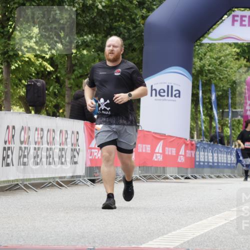 06.09.2026 - CURREX Alsterlauf Yannick Fuchs http://msf.ph/oto/10177101 06.09.2026 12:02:39 Ziel 1005, 1017, 1019, 8267 meine-sportfotos.de