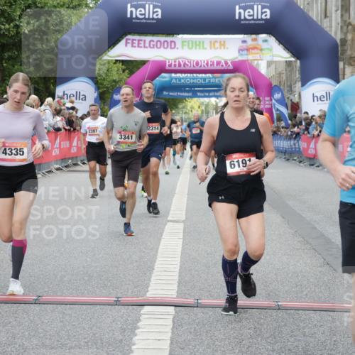 06.09.2026 - CURREX Alsterlauf Yannick Fuchs http://msf.ph/oto/10177238 06.09.2026 09:54:54 Ziel 2314, 2395, 2397, 2451, 2494, 2587, 2640, 2962, 3251, 3341, 3363, 3413, 3991, 4206, 4335, 4394, 4458, 5165, 5385, 5657, 5666, 6191, 6210 meine-sportfotos.de