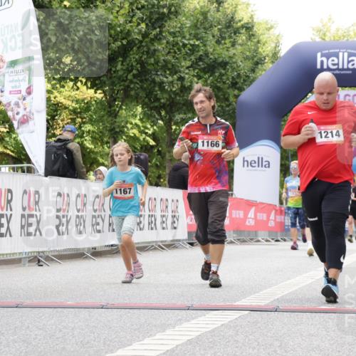 06.09.2026 - CURREX Alsterlauf Yannick Fuchs http://msf.ph/oto/10177712 06.09.2026 12:03:01 Ziel 1144, 1151, 1166, 1167, 1214, 1309, 1331 meine-sportfotos.de