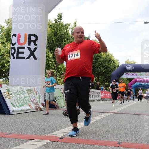 06.09.2026 - CURREX Alsterlauf Yannick Fuchs http://msf.ph/oto/10177792 06.09.2026 12:03:04 Ziel 1166, 1167, 1214, 1309, 1336, 6390, 8103 meine-sportfotos.de