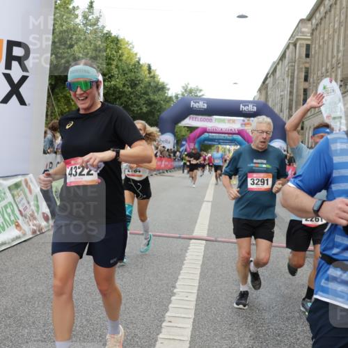 06.09.2026 - CURREX Alsterlauf Yannick Fuchs http://msf.ph/oto/10177807 06.09.2026 09:55:03 Ziel 2184, 2261, 2314, 2348, 2397, 2494, 2502, 2826, 2962, 3291, 3341, 3363, 4322, 4839, 5094, 5298, 5385 meine-sportfotos.de