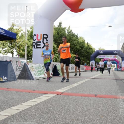 06.09.2026 - CURREX Alsterlauf Yannick Fuchs http://msf.ph/oto/10178081 06.09.2026 12:03:10 Ziel 1166, 1167, 1248, 1282, 1292, 1336, 6390, 8103 meine-sportfotos.de
