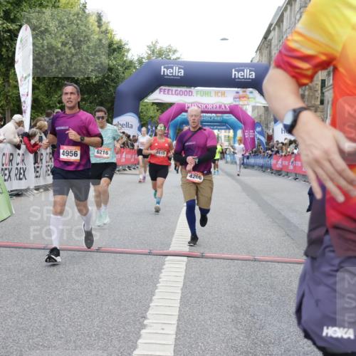 06.09.2026 - CURREX Alsterlauf Yannick Fuchs http://msf.ph/oto/10178363 06.09.2026 09:55:11 Ziel 2348, 2499, 2502, 2908, 4266, 4615, 4622, 4686, 4765, 4956, 5721, 6216 meine-sportfotos.de