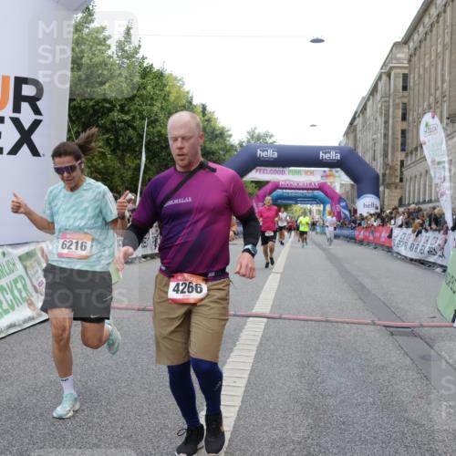 06.09.2026 - CURREX Alsterlauf Yannick Fuchs http://msf.ph/oto/10178549 06.09.2026 09:55:13 Ziel 2348, 2499, 2908, 4266, 4615, 4622, 4686, 4765, 4956, 5721, 6216 meine-sportfotos.de