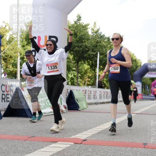 06.09.2026 - CURREX Alsterlauf Yannick Fuchs http://msf.ph/oto/10178751 06.09.2026 12:03:44 Ziel 1067, 1145, 1180, 1302, 1335 meine-sportfotos.de
