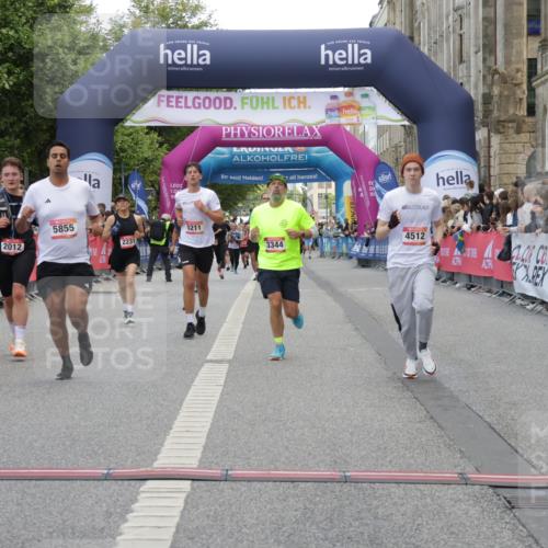 06.09.2026 - CURREX Alsterlauf Yannick Fuchs http://msf.ph/oto/10178857 06.09.2026 09:55:18 Ziel 2012, 2231, 2499, 2908, 3344, 4266, 4512, 4615, 4686, 4956, 5211, 5855, 6216 meine-sportfotos.de