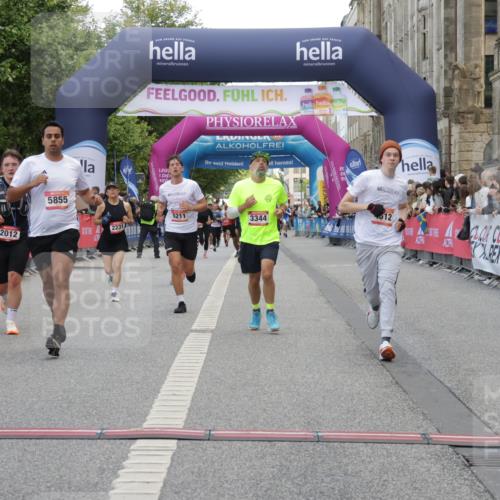 06.09.2026 - CURREX Alsterlauf Yannick Fuchs http://msf.ph/oto/10178874 06.09.2026 09:55:18 Ziel 2012, 2231, 2499, 2908, 3344, 4266, 4512, 4615, 4686, 4956, 5211, 5855, 6216 meine-sportfotos.de