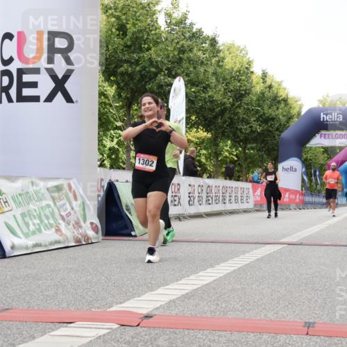 06.09.2026 - CURREX Alsterlauf Yannick Fuchs http://msf.ph/oto/10178902 06.09.2026 12:03:46 Ziel 1067, 1145, 1180, 1302, 1335 meine-sportfotos.de