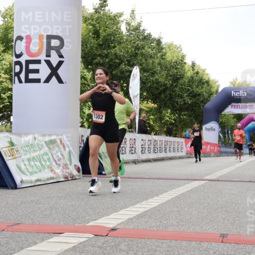 06.09.2026 - CURREX Alsterlauf Yannick Fuchs http://msf.ph/oto/10178914 06.09.2026 12:03:46 Ziel 1067, 1145, 1180, 1302, 1335 meine-sportfotos.de