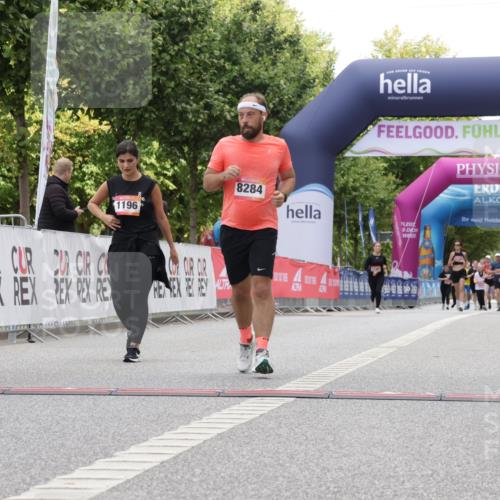 06.09.2026 - CURREX Alsterlauf Yannick Fuchs http://msf.ph/oto/10179095 06.09.2026 12:03:52 Ziel 1067, 1196, 1302, 8284 meine-sportfotos.de