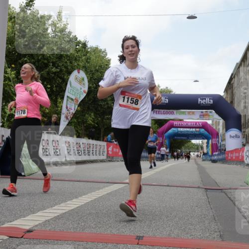 06.09.2026 - CURREX Alsterlauf Yannick Fuchs http://msf.ph/oto/10180532 06.09.2026 12:04:26 Ziel 1046, 1071, 1158, 1174, 1178, 1241, 1307 meine-sportfotos.de