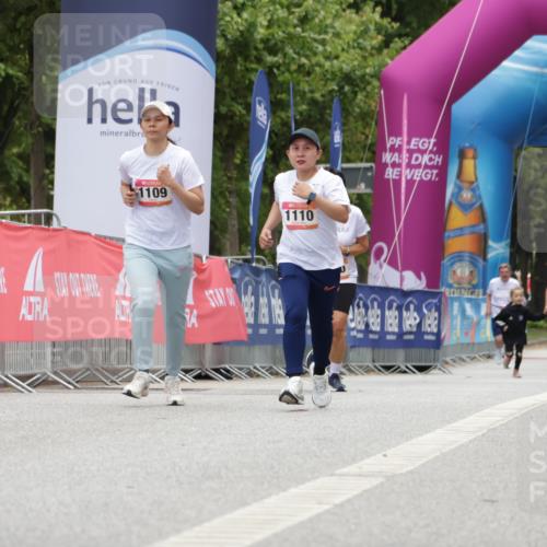 06.09.2026 - CURREX Alsterlauf Yannick Fuchs http://msf.ph/oto/10180685 06.09.2026 12:04:35 Ziel 1174, 1179 meine-sportfotos.de