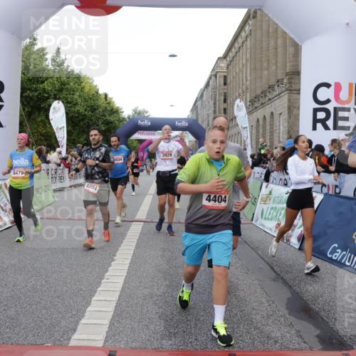 06.09.2026 - CURREX Alsterlauf Yannick Fuchs http://msf.ph/oto/10180783 06.09.2026 09:55:42 Ziel 2117, 2420, 2479, 2854, 2874, 3051, 3304, 3481, 3550, 3799, 3903, 3929, 4284, 4404, 4827, 4955, 4962, 5488, 6034, 6479, 8027, 8204 meine-sportfotos.de