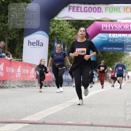06.09.2026 - CURREX Alsterlauf Yannick Fuchs http://msf.ph/oto/10181004 06.09.2026 12:04:47 Ziel 1036, 1109, 1110, 1199, 8090 meine-sportfotos.de