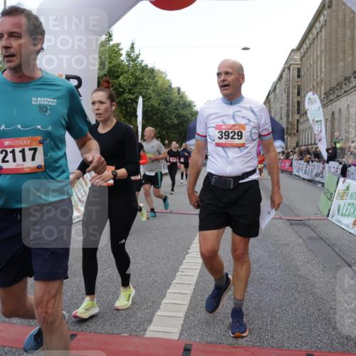 06.09.2026 - CURREX Alsterlauf Yannick Fuchs http://msf.ph/oto/10181020 06.09.2026 09:55:45 Ziel 2117, 2479, 3051, 3304, 3481, 3799, 3902, 3903, 3929, 4284, 4404, 4827, 4865, 4955, 4961, 4962, 5488, 6034, 6479, 8027, 8204 meine-sportfotos.de