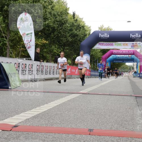 06.09.2026 - CURREX Alsterlauf Yannick Fuchs http://msf.ph/oto/10181626 06.09.2026 12:05:20 Ziel 1089, 1090 meine-sportfotos.de