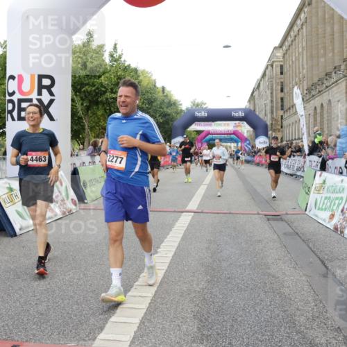 06.09.2026 - CURREX Alsterlauf Yannick Fuchs http://msf.ph/oto/10181739 06.09.2026 09:55:54 Ziel 2239, 2277, 3902, 3903, 4190, 4434, 4463, 4627, 4865, 4961, 5484, 5488, 6400, 8086, 8259 meine-sportfotos.de
