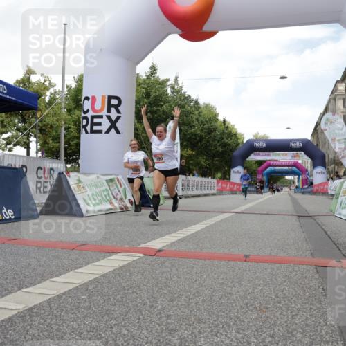 06.09.2026 - CURREX Alsterlauf Yannick Fuchs http://msf.ph/oto/10181744 06.09.2026 12:05:22 Ziel 1089, 1090, 1347 meine-sportfotos.de