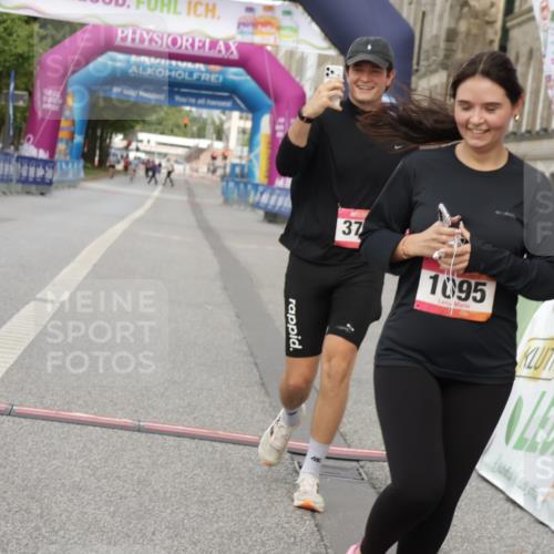 06.09.2026 - CURREX Alsterlauf Yannick Fuchs http://msf.ph/oto/10182158 06.09.2026 12:09:53 Ziel 1095, 1150, 1209 meine-sportfotos.de