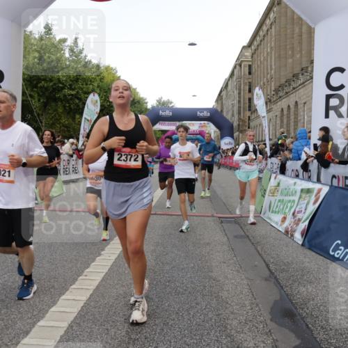 06.09.2026 - CURREX Alsterlauf Yannick Fuchs http://msf.ph/oto/10182304 06.09.2026 09:56:02 Ziel 2239, 2372, 2516, 2626, 2641, 2805, 3225, 3411, 3636, 3830, 4135, 4262, 4434, 4627, 4809, 5021, 5484, 6032, 6301, 6313, 8086, 8211, 8338 meine-sportfotos.de