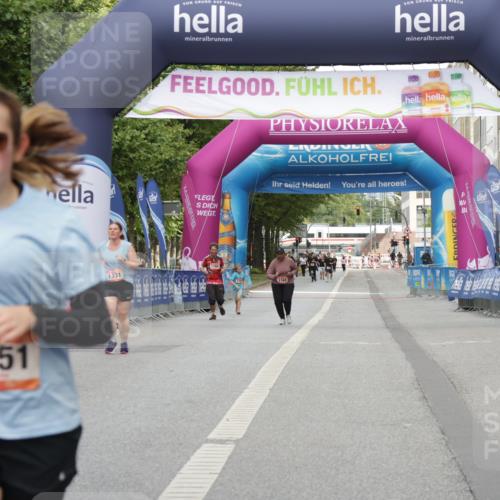 06.09.2026 - CURREX Alsterlauf Yannick Fuchs http://msf.ph/oto/10182354 06.09.2026 12:10:44 Ziel 1151 meine-sportfotos.de