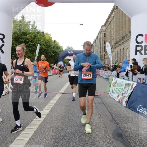 06.09.2026 - CURREX Alsterlauf Yannick Fuchs http://msf.ph/oto/10182705 06.09.2026 09:56:05 Ziel 2372, 2516, 2626, 2641, 2805, 3225, 3411, 3636, 3830, 4111, 4135, 4262, 4809, 5021, 5085, 5095, 6032, 6170, 6301, 6313, 8170, 8211, 8338 meine-sportfotos.de