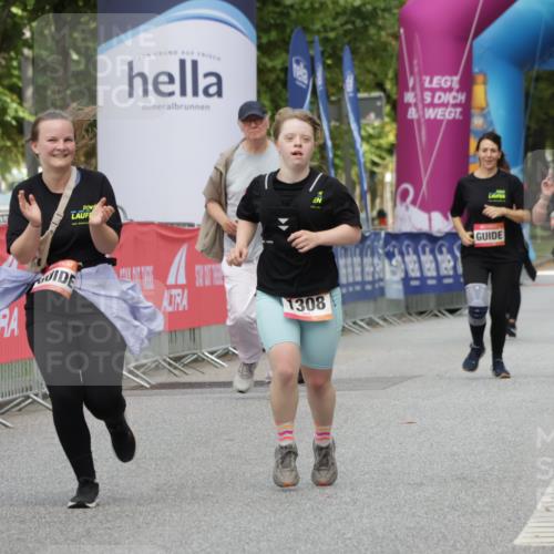 06.09.2026 - CURREX Alsterlauf Yannick Fuchs http://msf.ph/oto/10182812 06.09.2026 12:11:41 Ziel 1308 meine-sportfotos.de