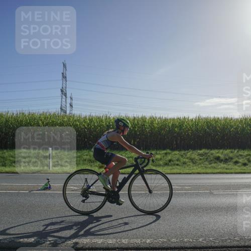 06.09.2026 - 20. Norderstedt Triathlon Michael Burmester http://msf.ph/oto/10182889 06.09.2026 09:37:15 Radfahren 651, 665 meine-sportfotos.de