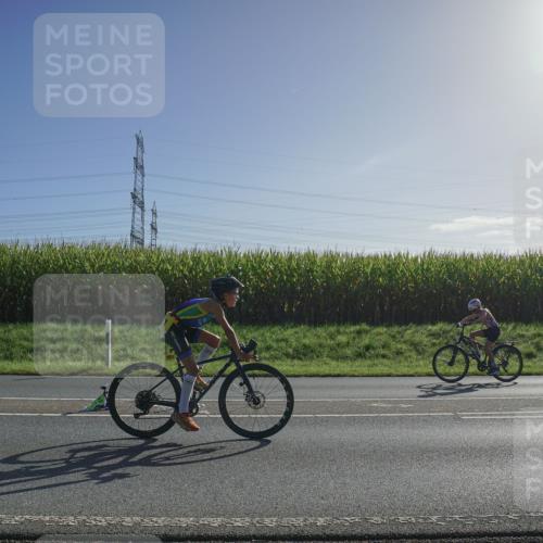 06.09.2026 - 20. Norderstedt Triathlon Michael Burmester http://msf.ph/oto/10182917 06.09.2026 09:37:43 Radfahren 621, 638, 655, 657 meine-sportfotos.de