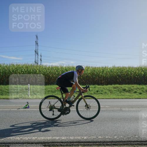 06.09.2026 - 20. Norderstedt Triathlon Michael Burmester http://msf.ph/oto/10183181 06.09.2026 10:26:16 Radfahren 1502 meine-sportfotos.de